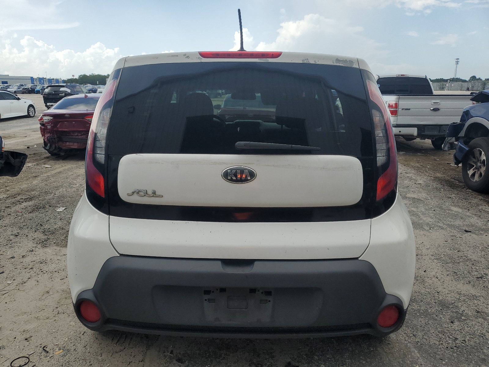 KNDJP3A56F7112457 2015 Kia Soul +