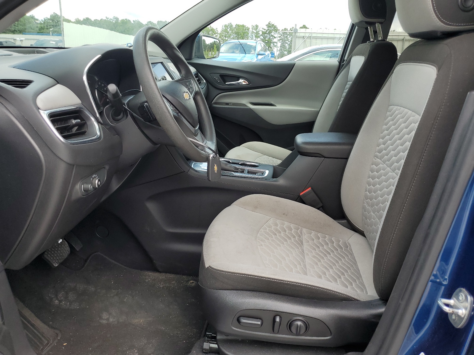 3GNAXKEV9LL202995 2020 Chevrolet Equinox Lt