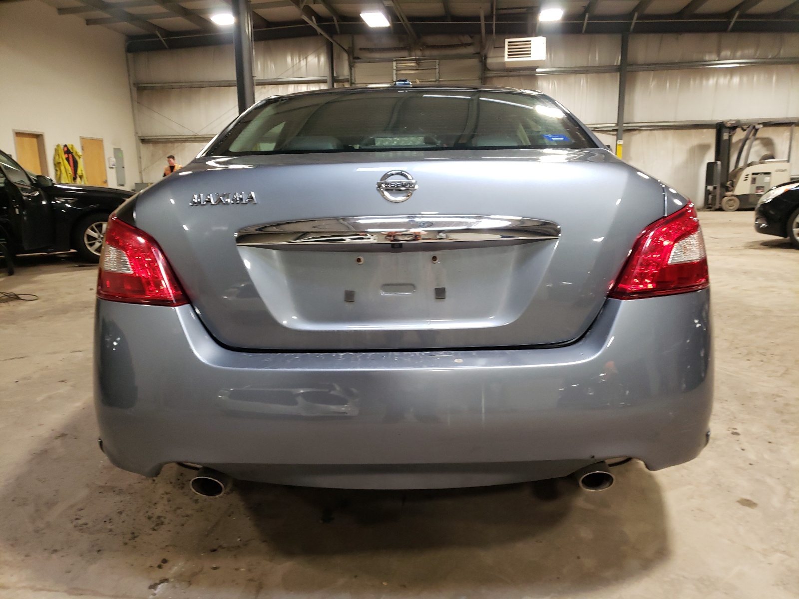 1N4AA5AP2BC802583 2011 Nissan Maxima S