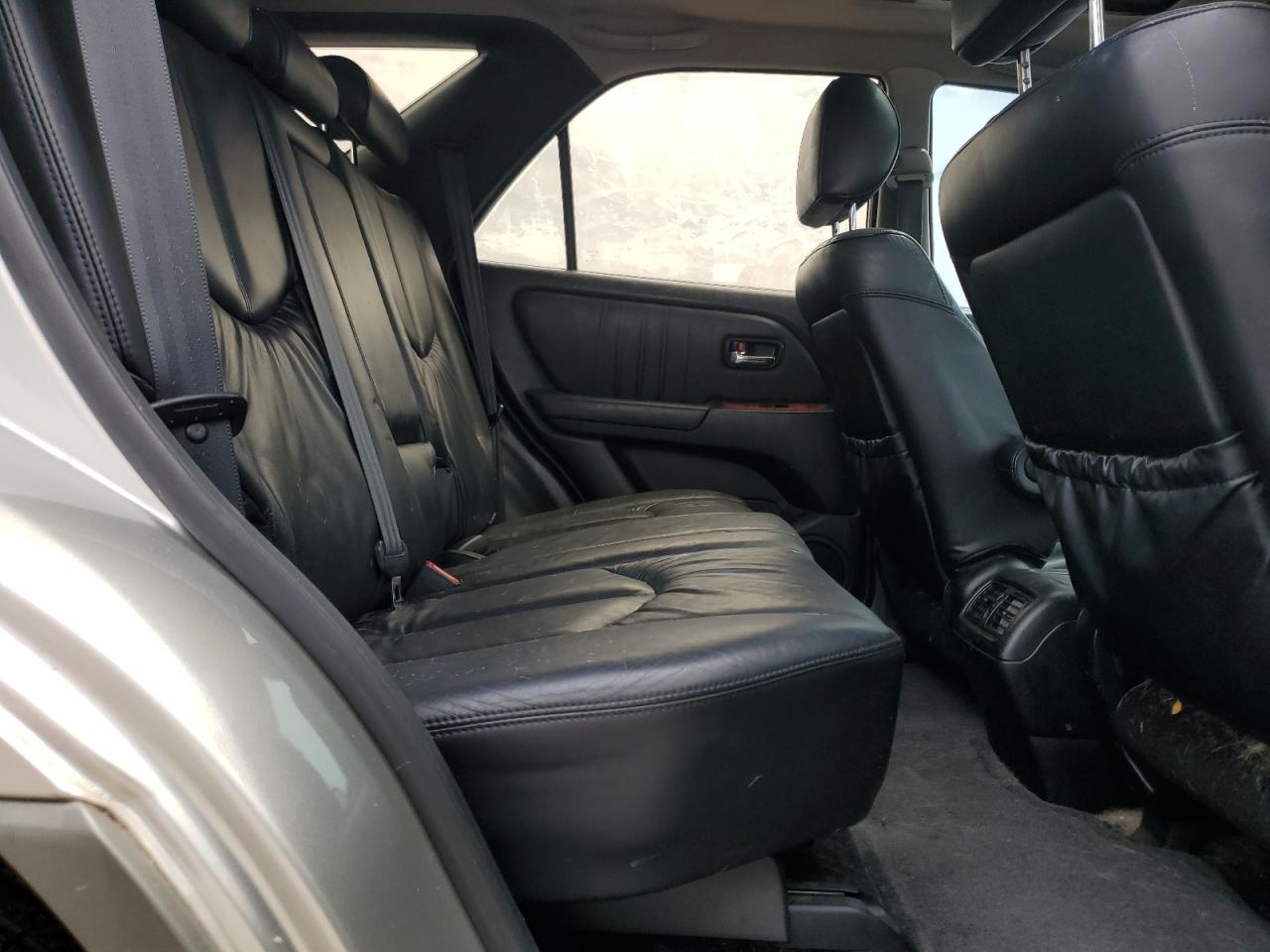 2001 Lexus Rx 300 VIN: JTJHF10U210205070 Lot: 63636414