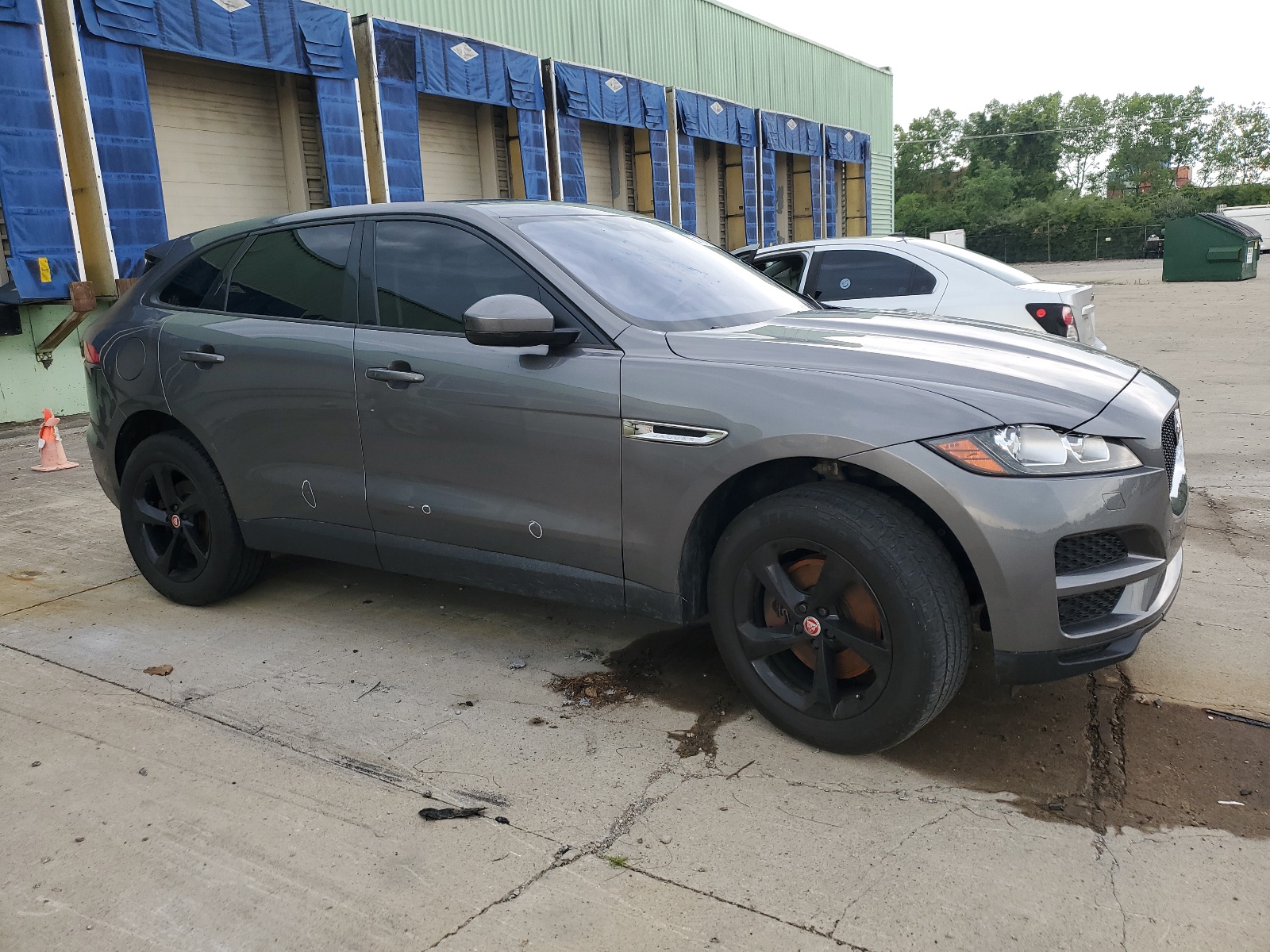 2017 Jaguar F-Pace Premium vin: SADCJ2BV8HA099563