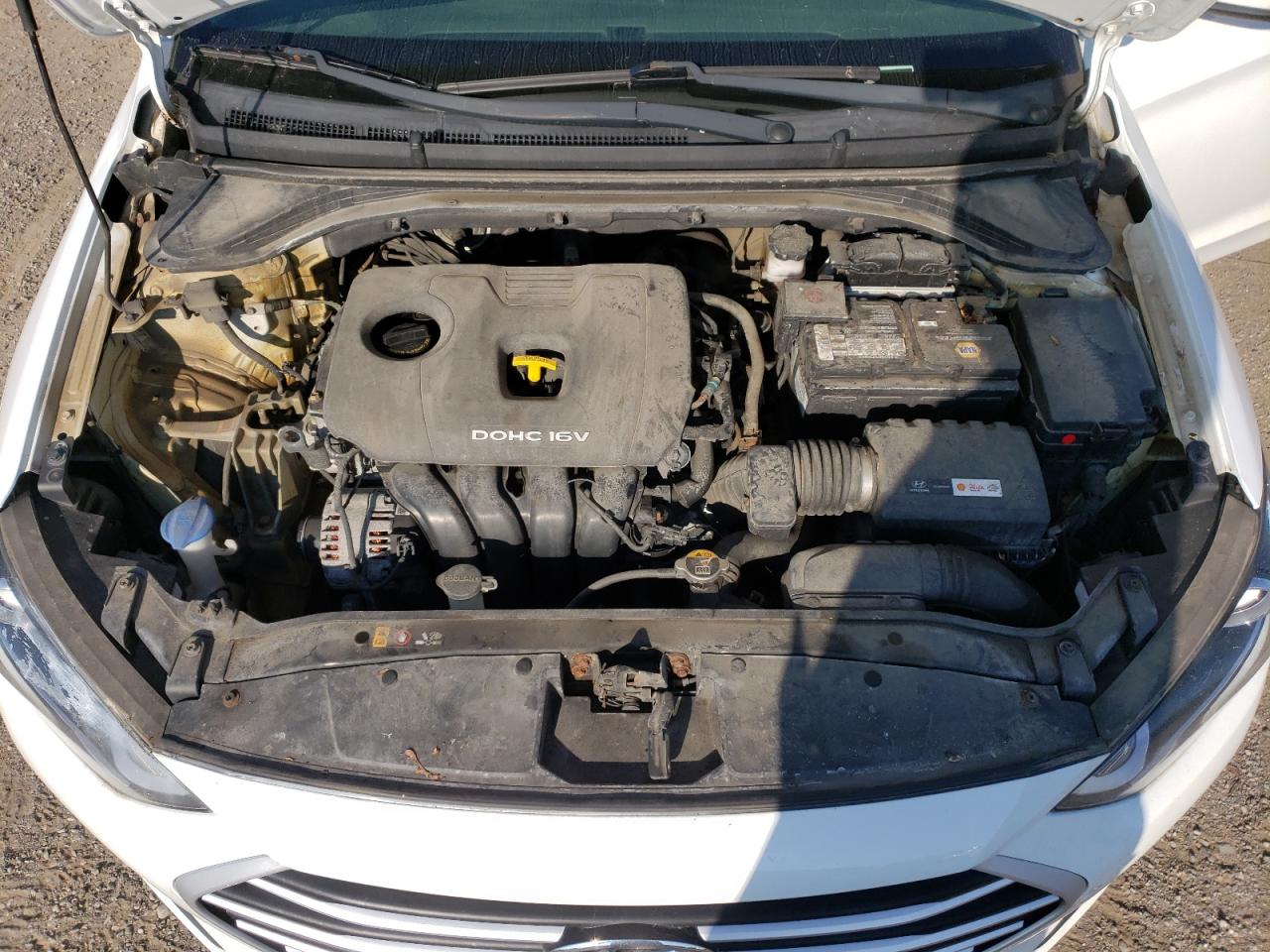 2017 Hyundai Elantra - Image 11