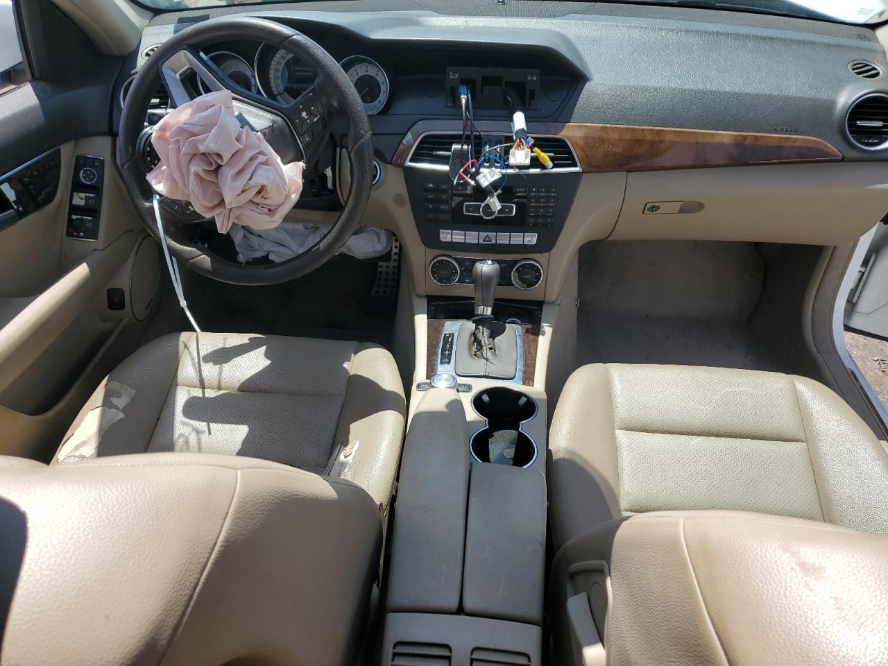 2013 Mercedes-Benz C 250 VIN: WDDGF4HB1DR243172 Lot: 63625464