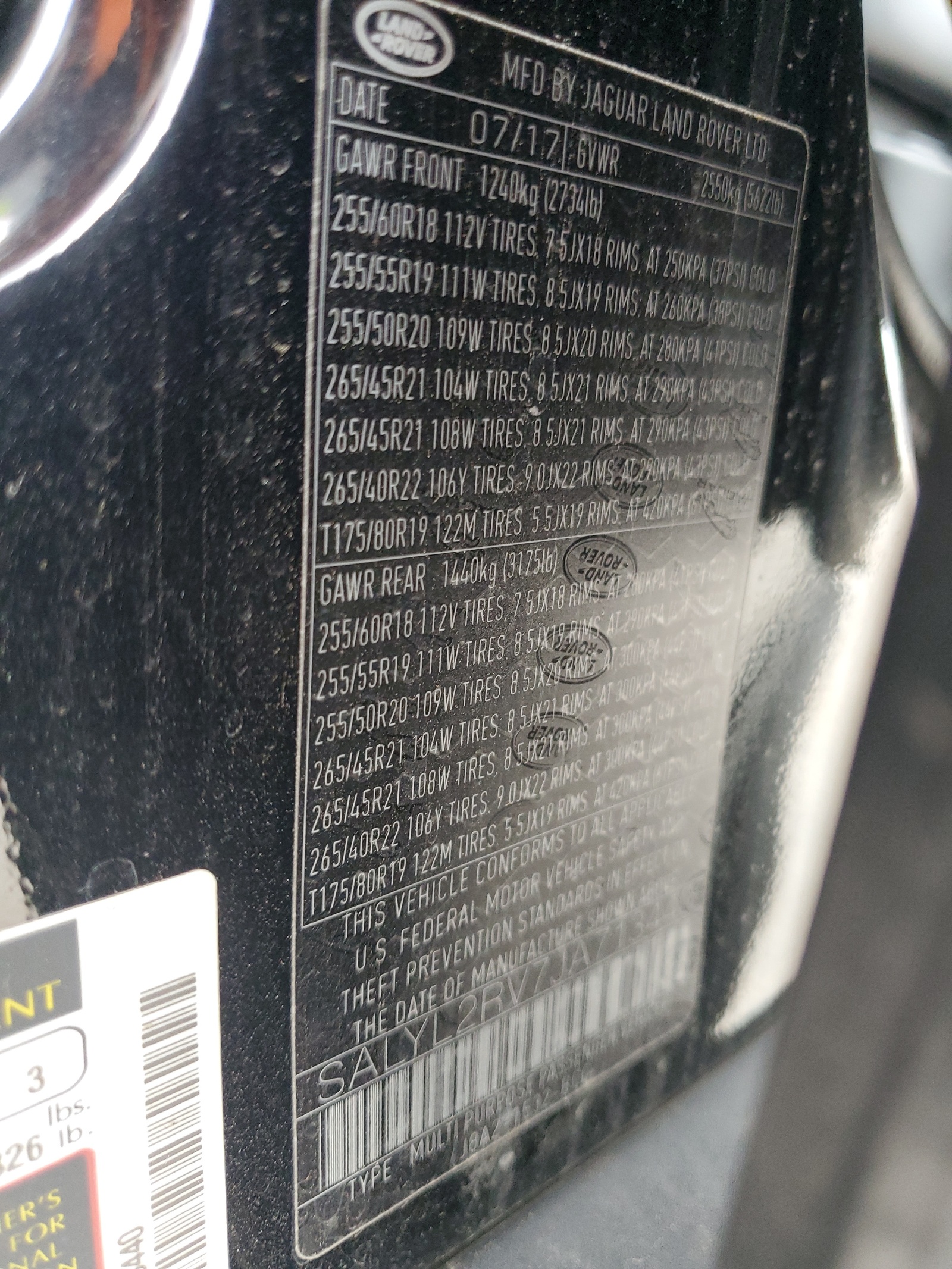 SALYL2RV7JA713440 2018 Land Rover Range Rover Velar R-Dynamic Se