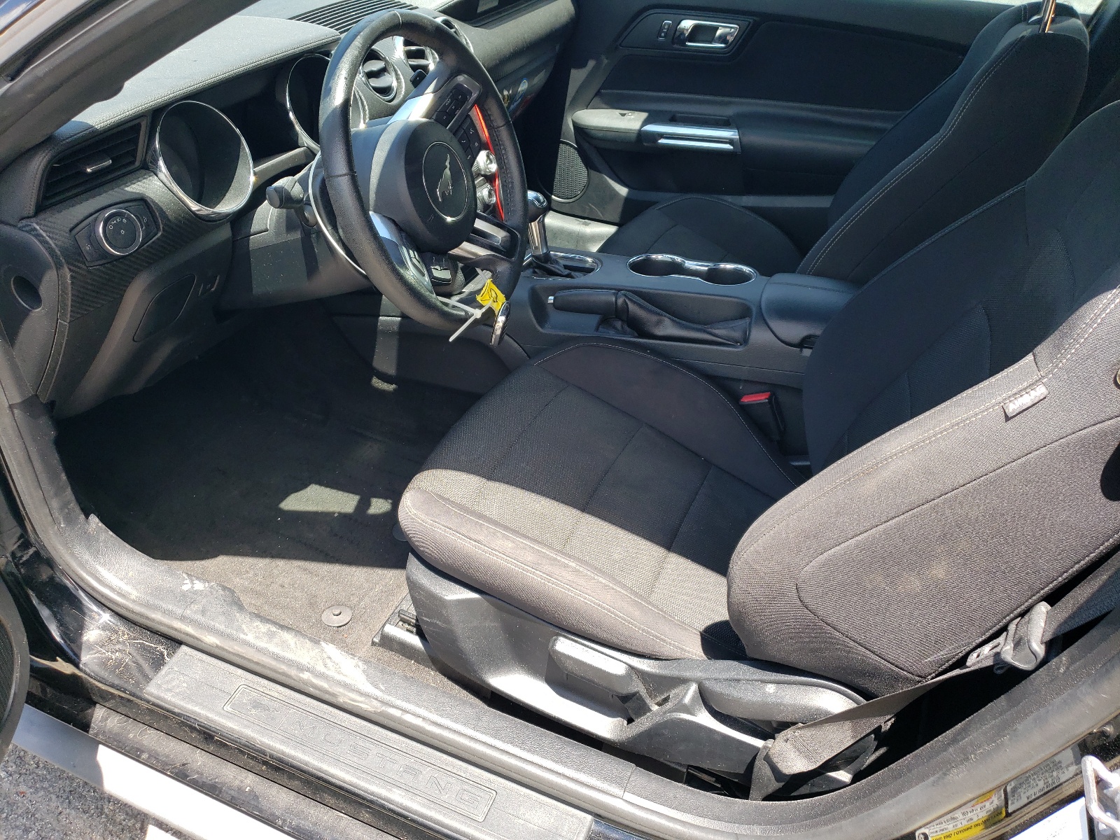 1FA6P8AM9H5208193 2017 Ford Mustang