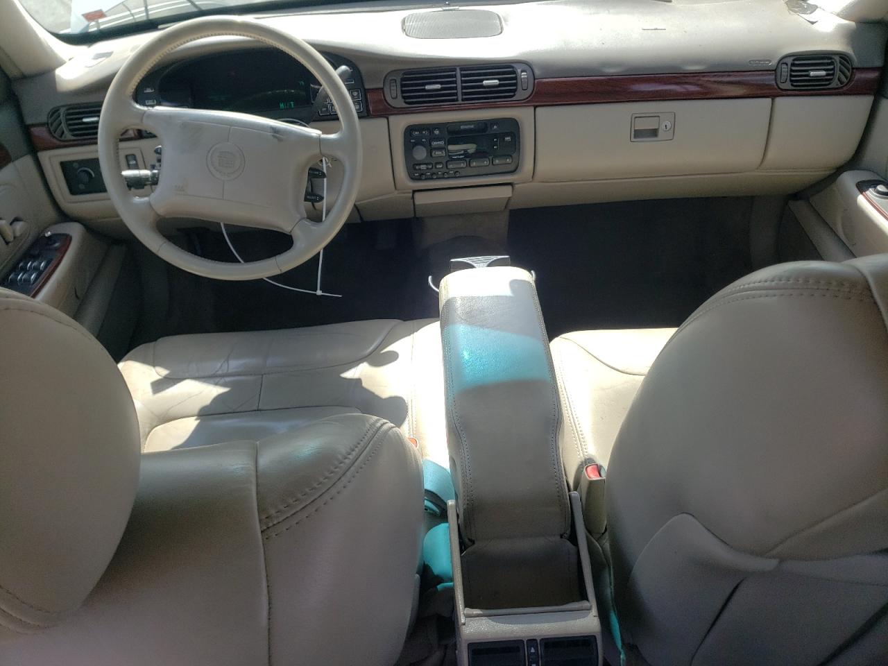 1999 Cadillac Deville VIN: 1G6KD54Y5XU719647 Lot: 63130114