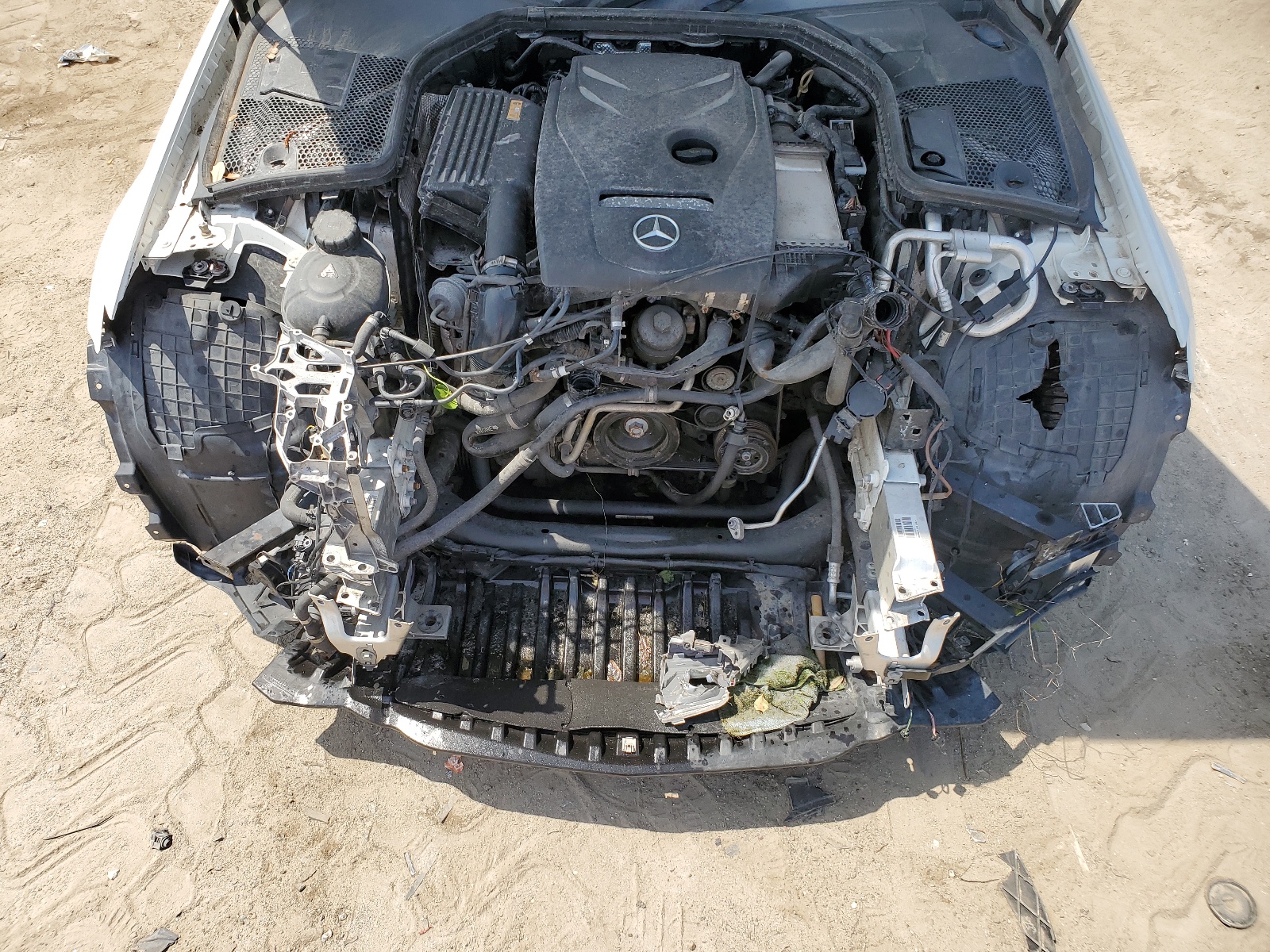 WDDWF4JB4JR407581 2018 Mercedes-Benz C 300