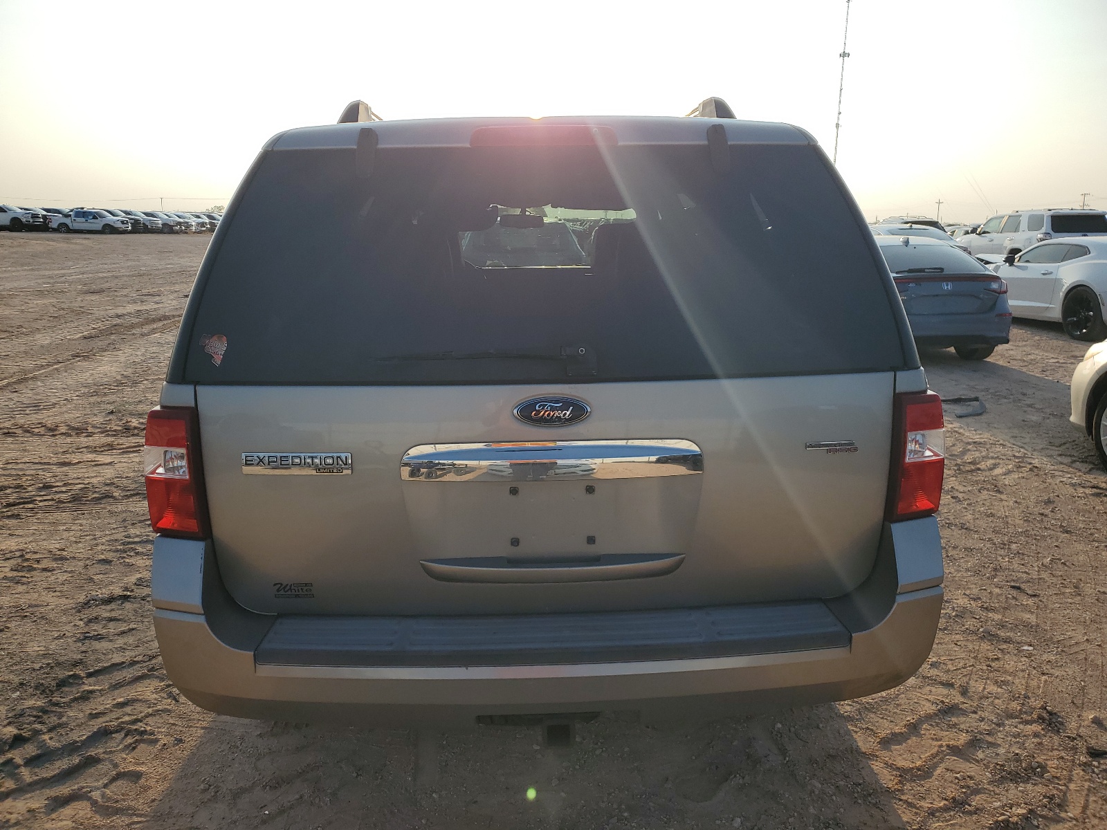 1FMFU19568LA61913 2008 Ford Expedition Limited