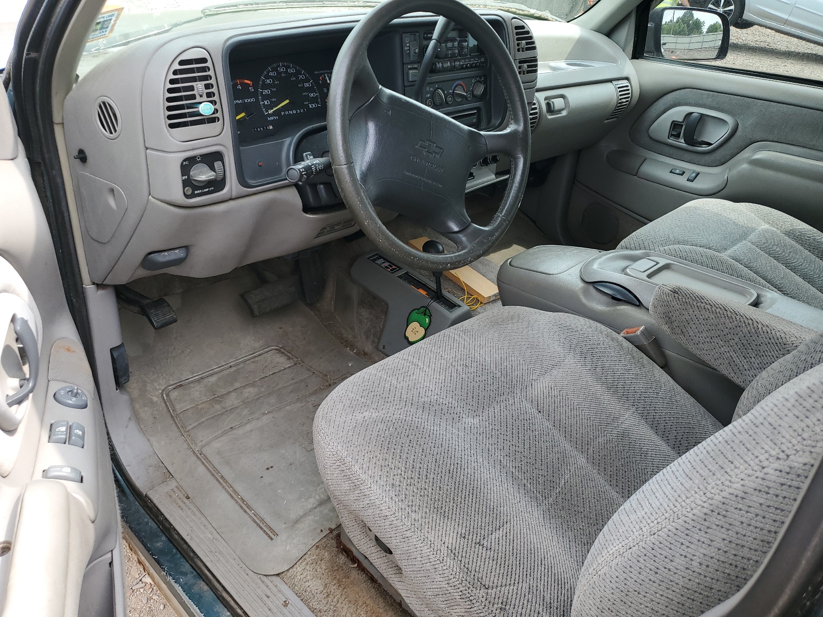 1GNEK18K1SJ314692 1995 Chevrolet Tahoe K1500