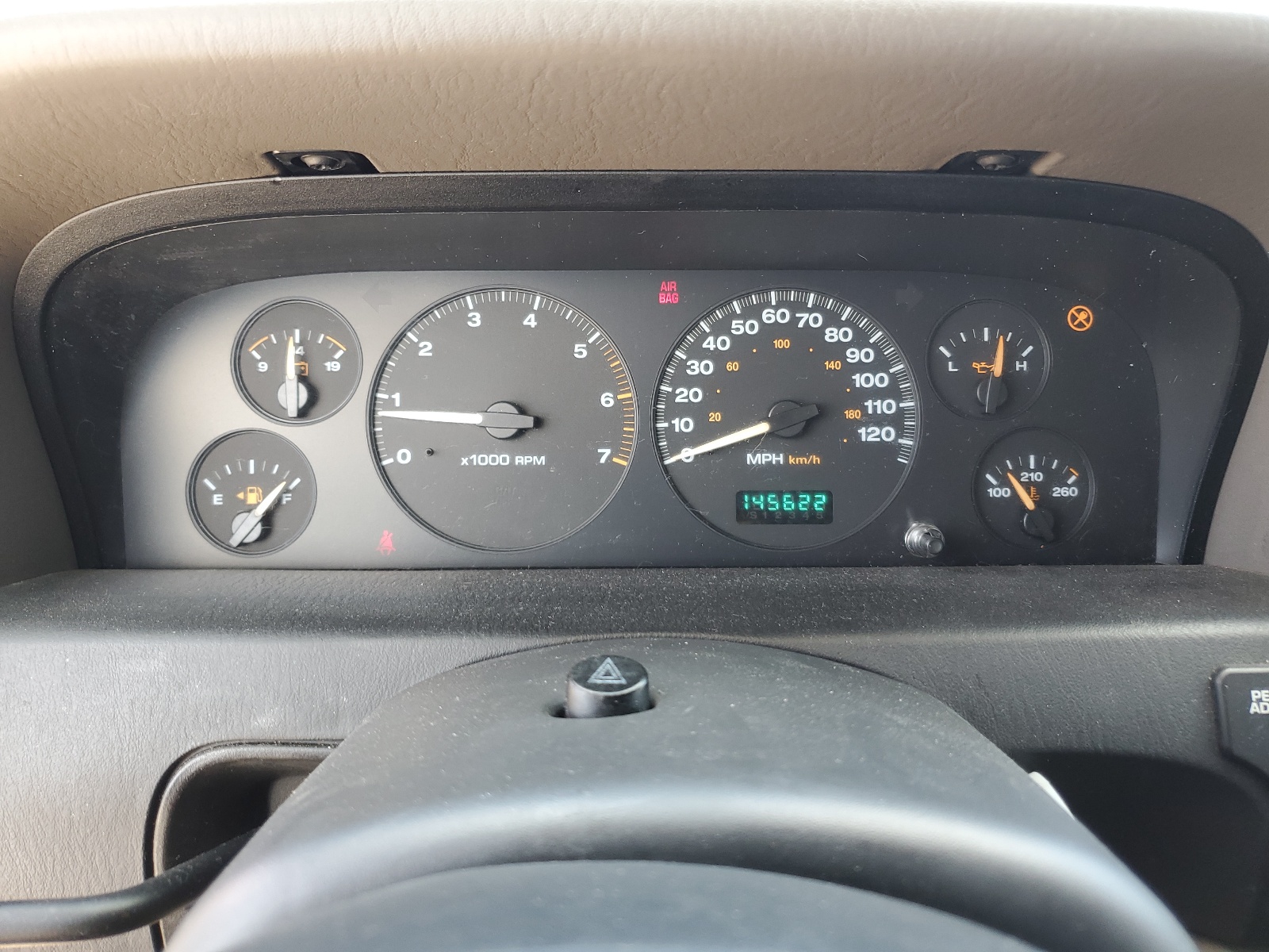 1J4GX48SX2C255418 2002 Jeep Grand Cherokee Laredo