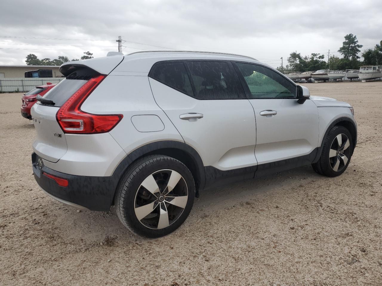 2019 Volvo Xc40 T5 Momentum VIN: YV4162UK5K2074089 Lot: 63554434