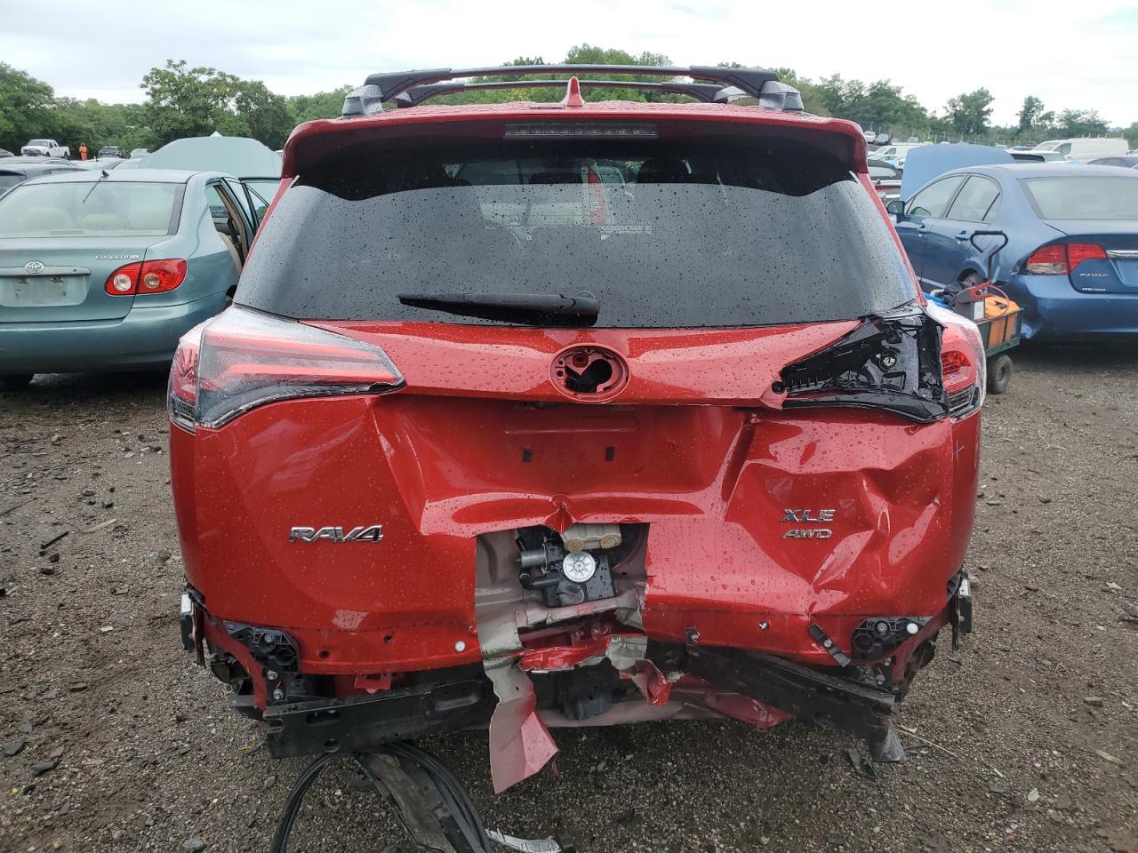 2017 Toyota Rav4 Xle VIN: JTMRFREV5HJ156801 Lot: 63774964