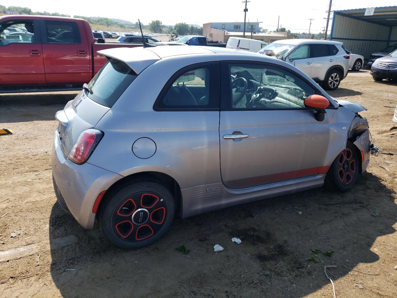2018 Fiat 500 Electric VIN: 3C3CFFGE2JT374957 Lot: 63768444