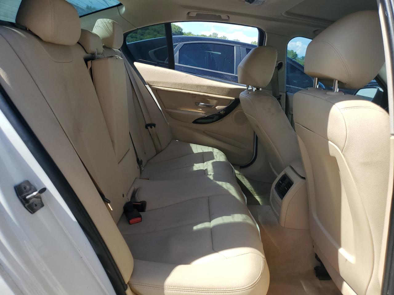 2014 BMW 320 I VIN: WBA3B1C56EP679854 Lot: 60860714