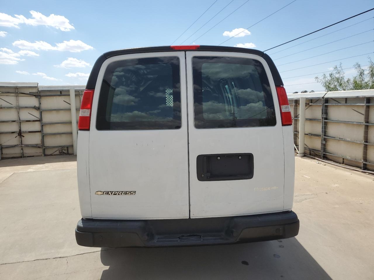 2021 Chevrolet Express G2500 VIN: 1GCWGAFP1M1301408 Lot: 61998924