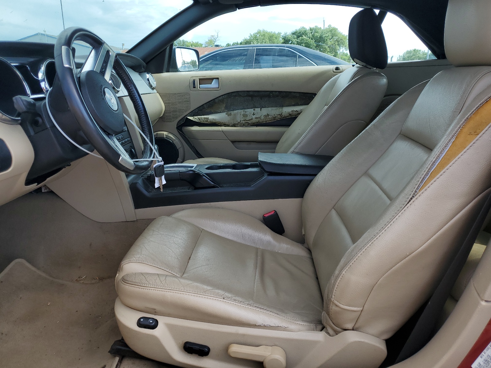 1ZVHT84N985195235 2008 Ford Mustang