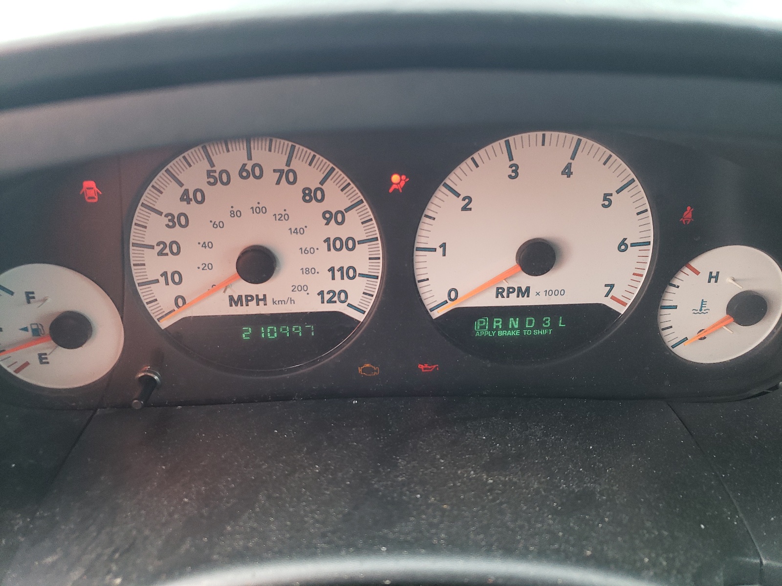 2D4GP44L55R374674 2005 Dodge Grand Caravan Sxt