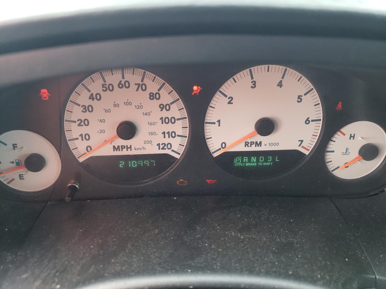 2005 Dodge Grand Caravan Sxt VIN: 2D4GP44L55R374674 Lot: 63900034