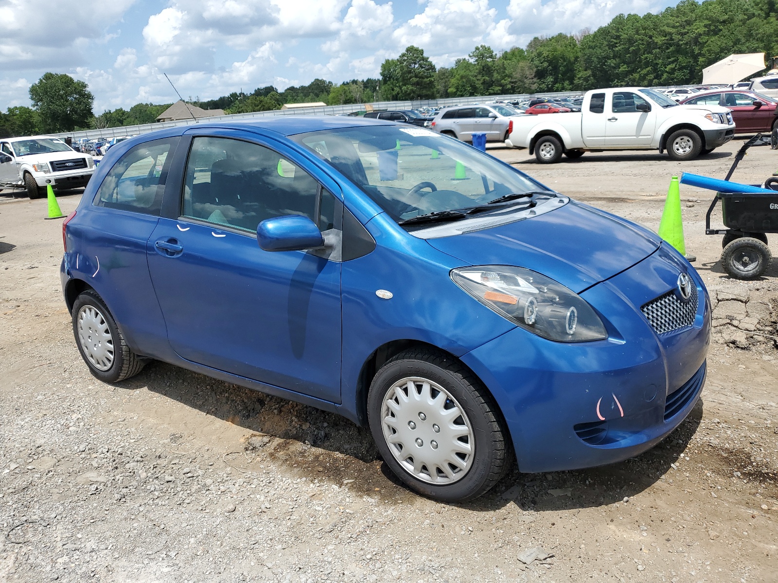 JTDJT923385158208 2008 Toyota Yaris