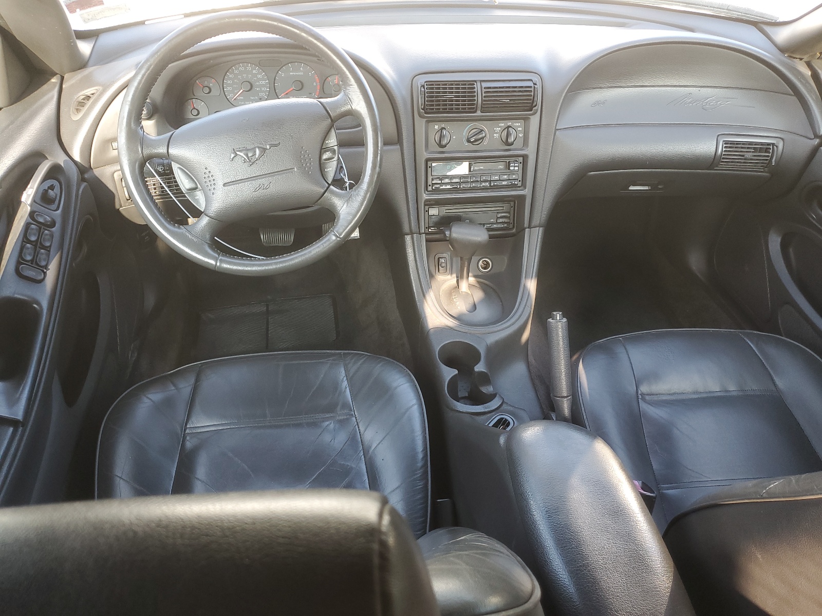 1FAFP4443YF312158 2000 Ford Mustang