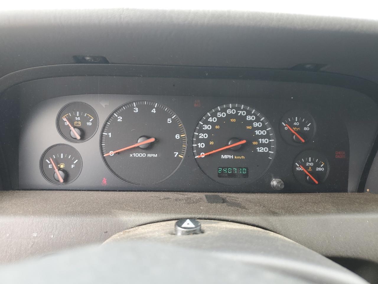 2001 Jeep Grand Cherokee Laredo VIN: 1J4GW48SX1C715999 Lot: 63201014