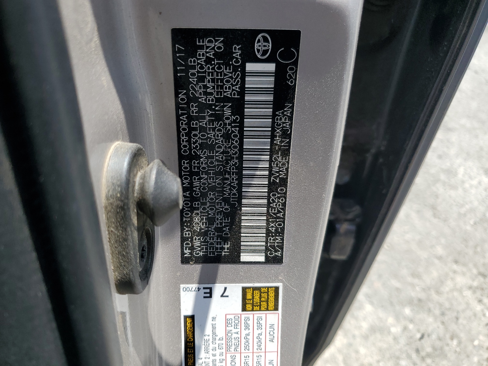 JTDKARFP3H3060413 2017 Toyota Prius Prime