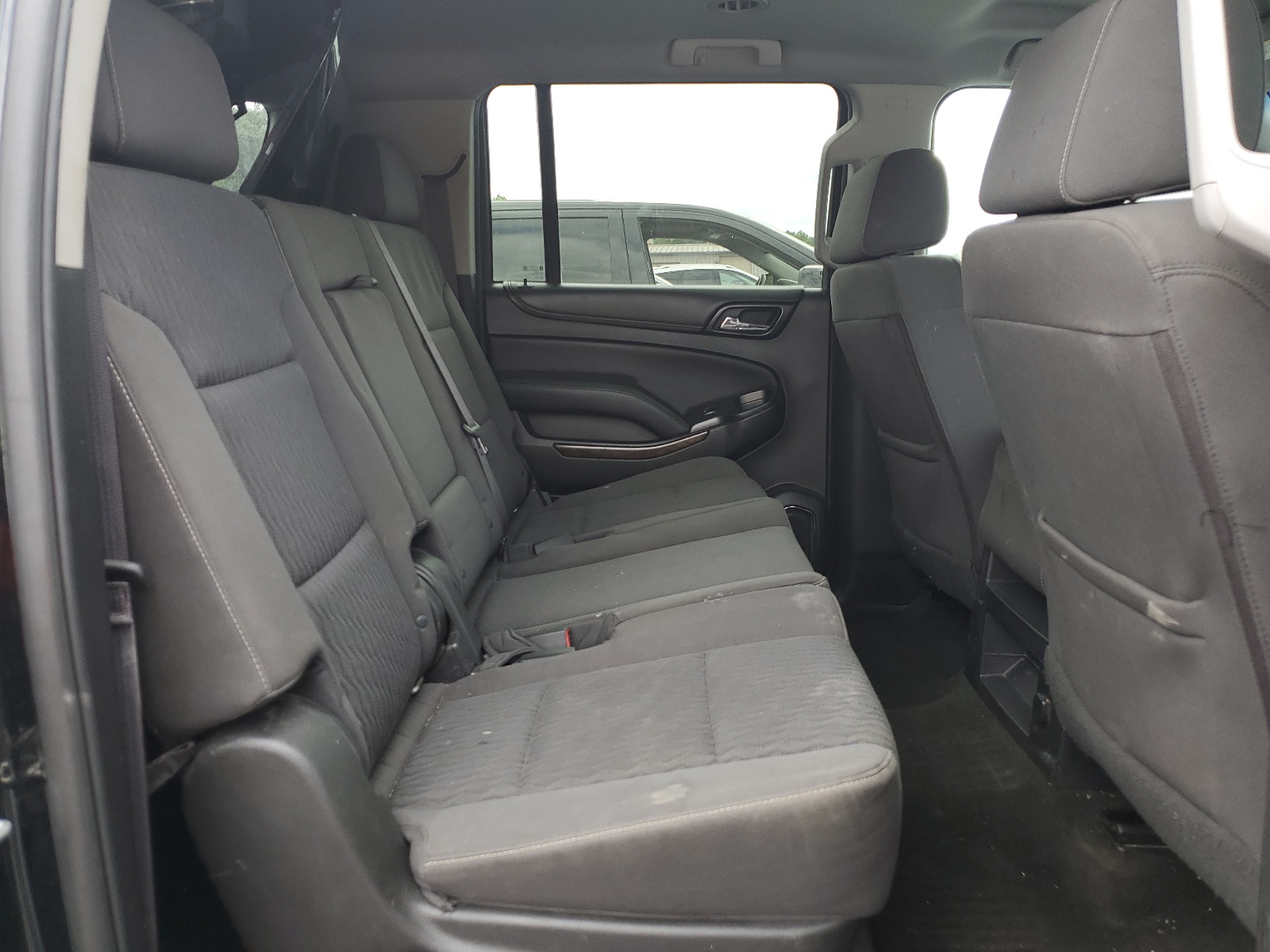 1GNSKGEC2HR227557 2017 Chevrolet Suburban K1500 Ls