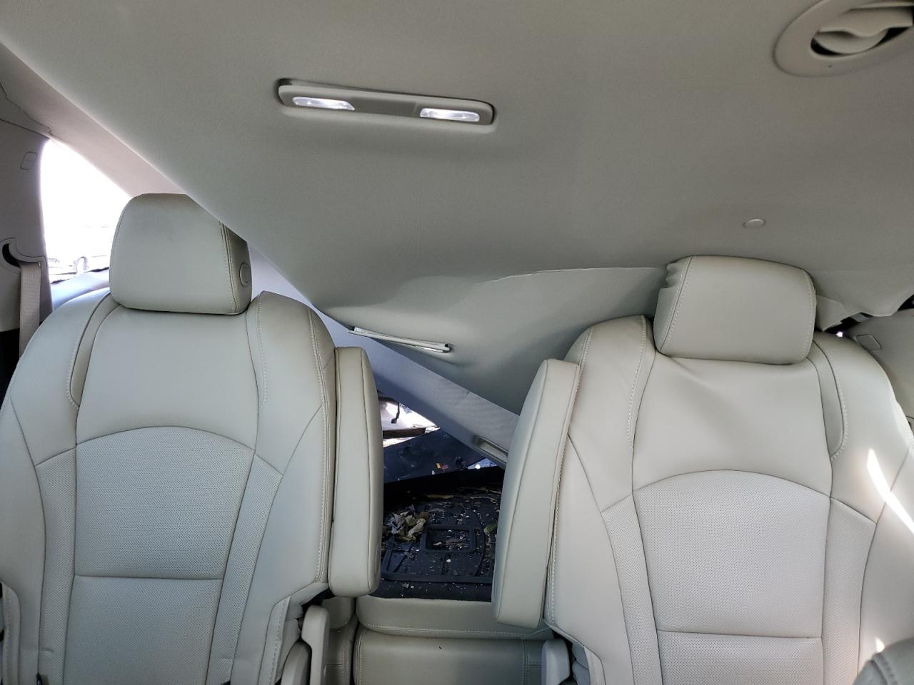 2018 Buick Enclave Premium VIN: 5GAERCKW7JJ242103 Lot: 62861454