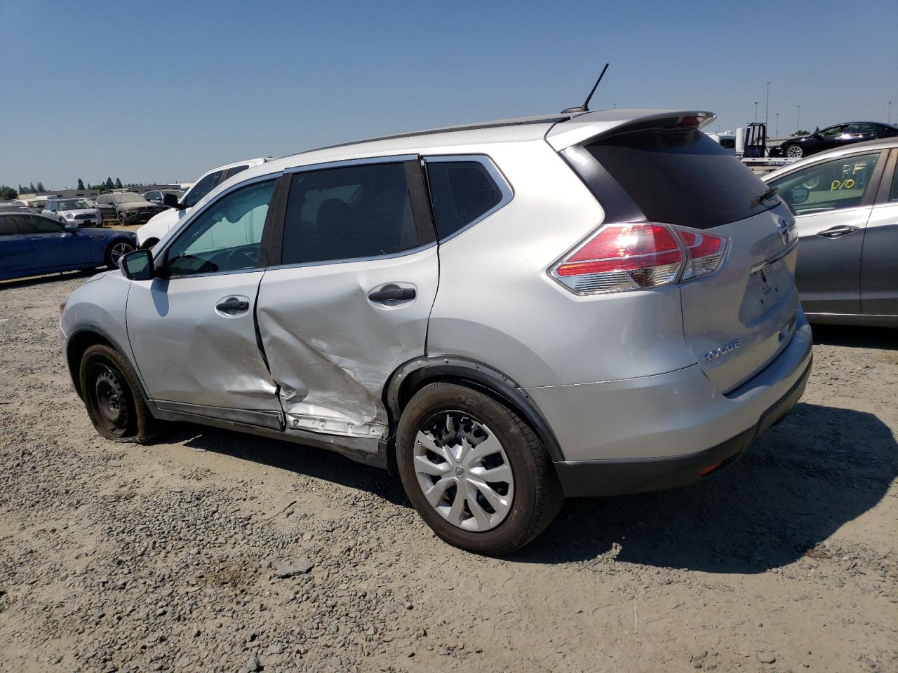 5N1AT2MT2GC797982 2016 NISSAN ROGUE - Image 2