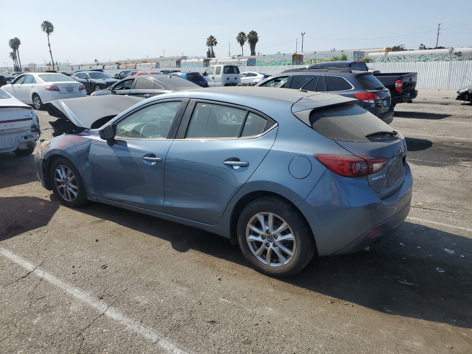 2016 Mazda 3 Sport vin: JM1BM1K75G1321503