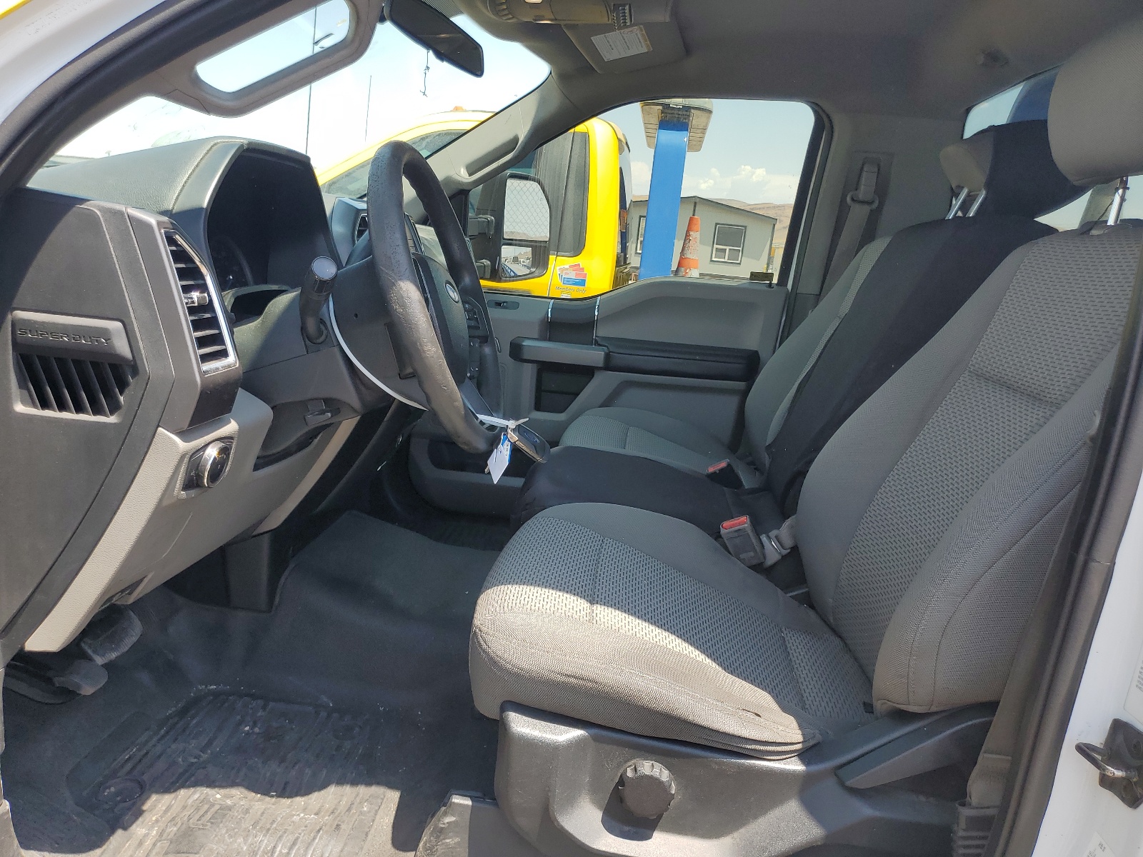 1FDUF5GT3HEC48234 2017 Ford F550 Super Duty