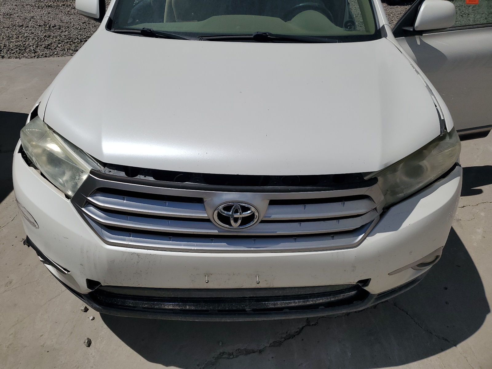 5TDZK3EH8BS043597 2011 Toyota Highlander Base