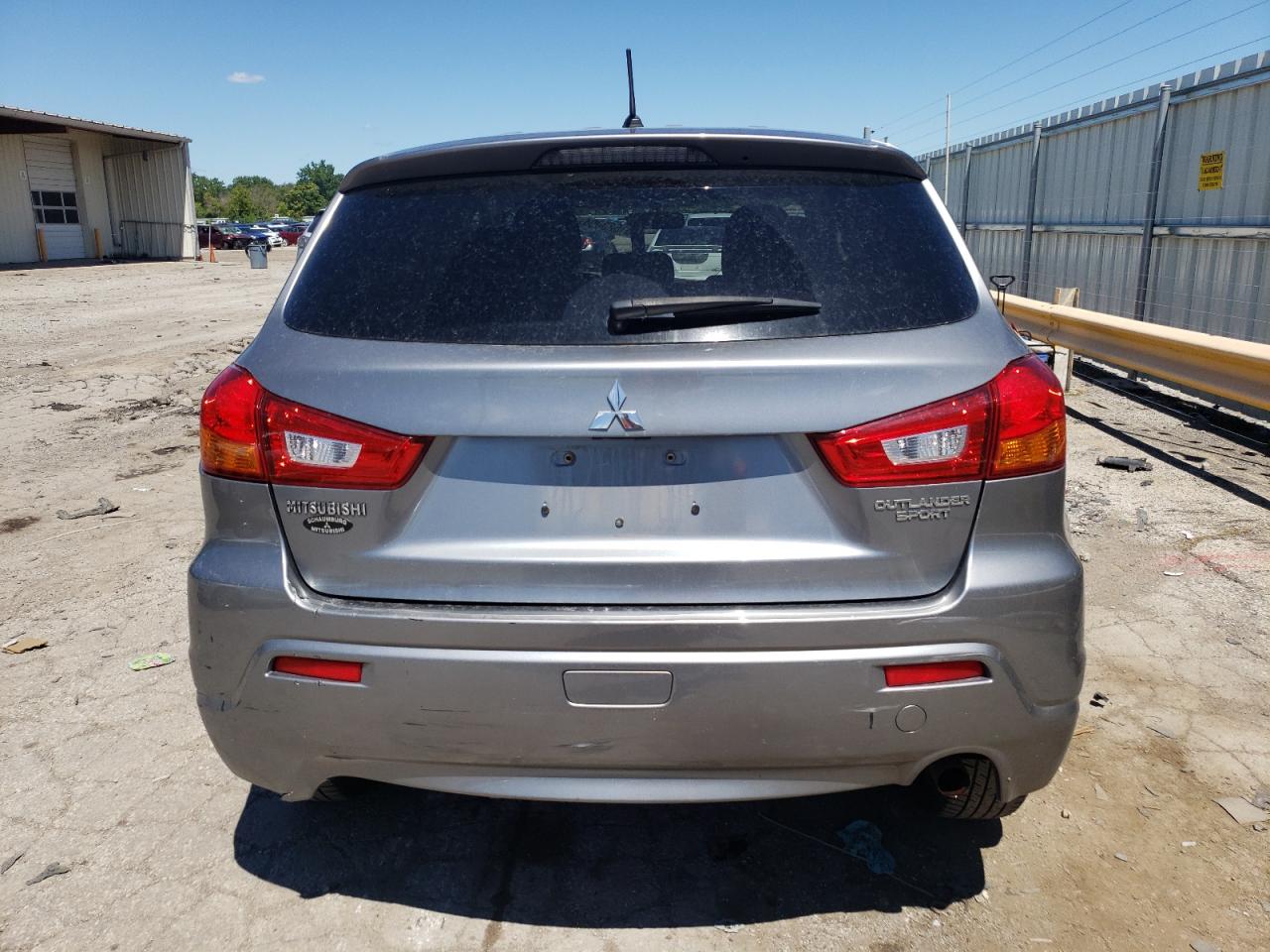 2011 Mitsubishi Outlander Sport Es VIN: JA4AP3AUXBZ010773 Lot: 61623004