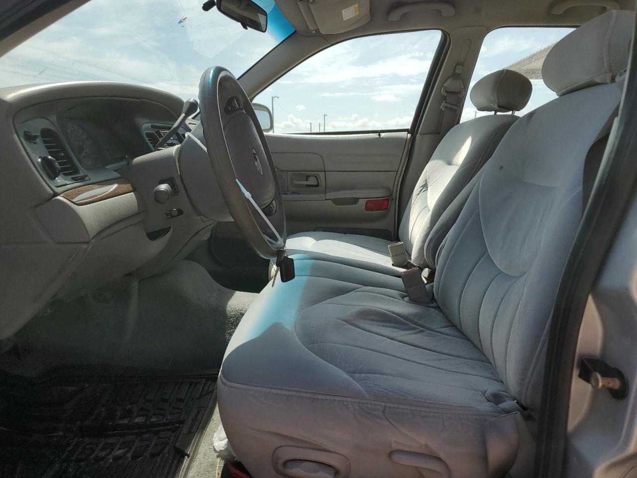 2001 Ford Crown Victoria VIN: 2FAFP73W71X114603 Lot: 63426054