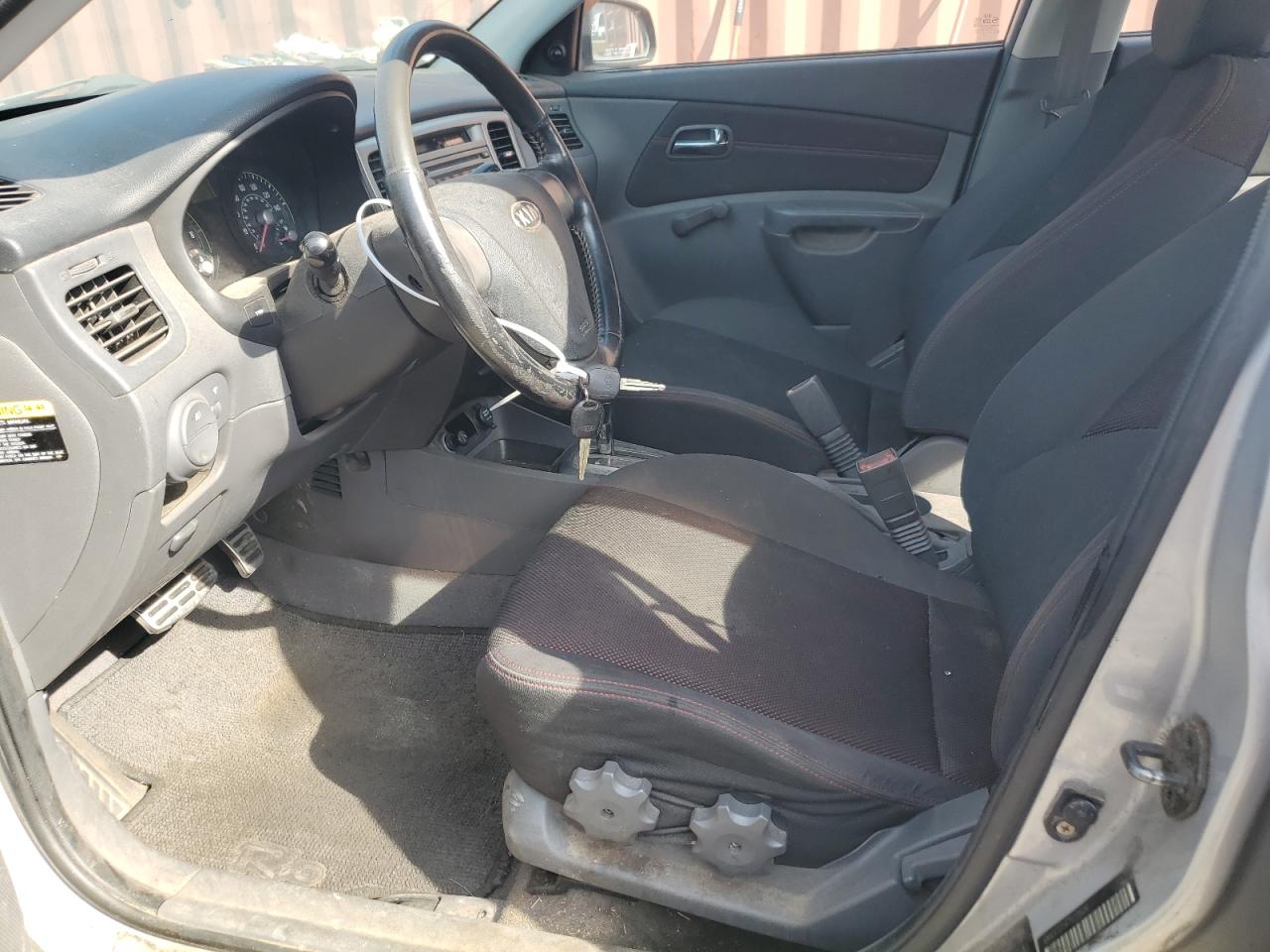 2007 Kia Rio Base VIN: KNADE123476211626 Lot: 65396974