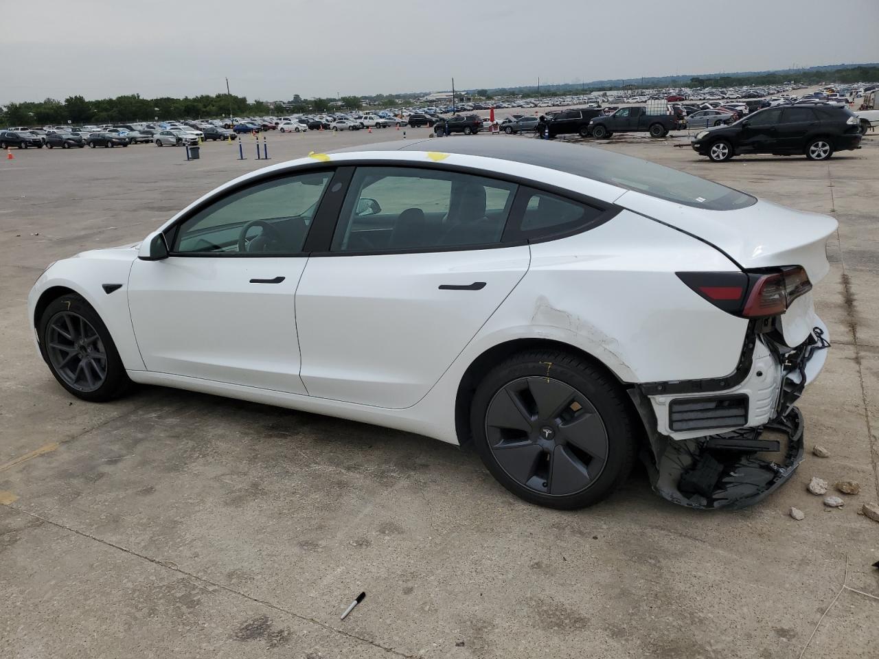 VIN 5YJ3E1EAXPF398545 2023 TESLA MODEL 3 no.2