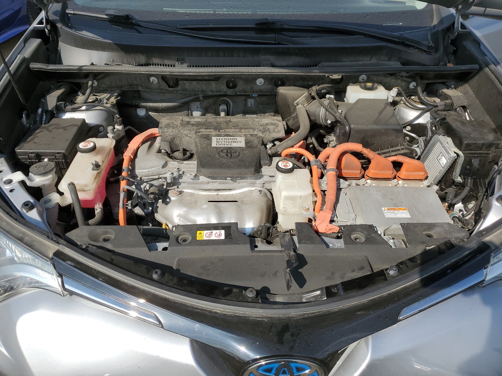 JTMRJREV6JD225126 2018 Toyota Rav4 Hv Le