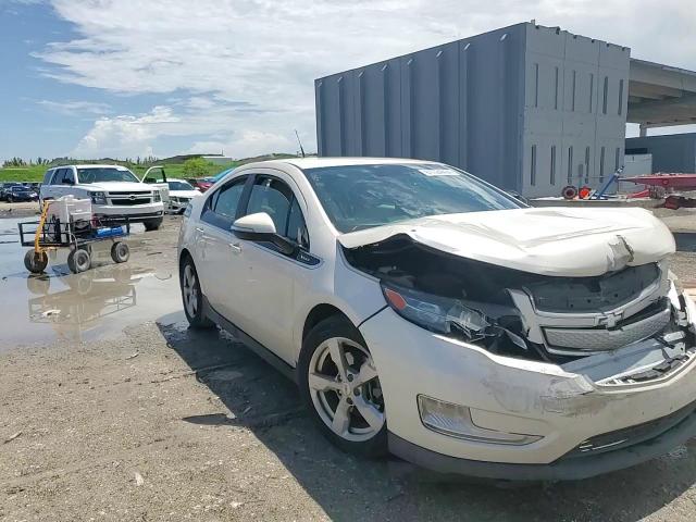 2014 Chevrolet Volt VIN: 1G1RD6E46EU138063 Lot: 61724404