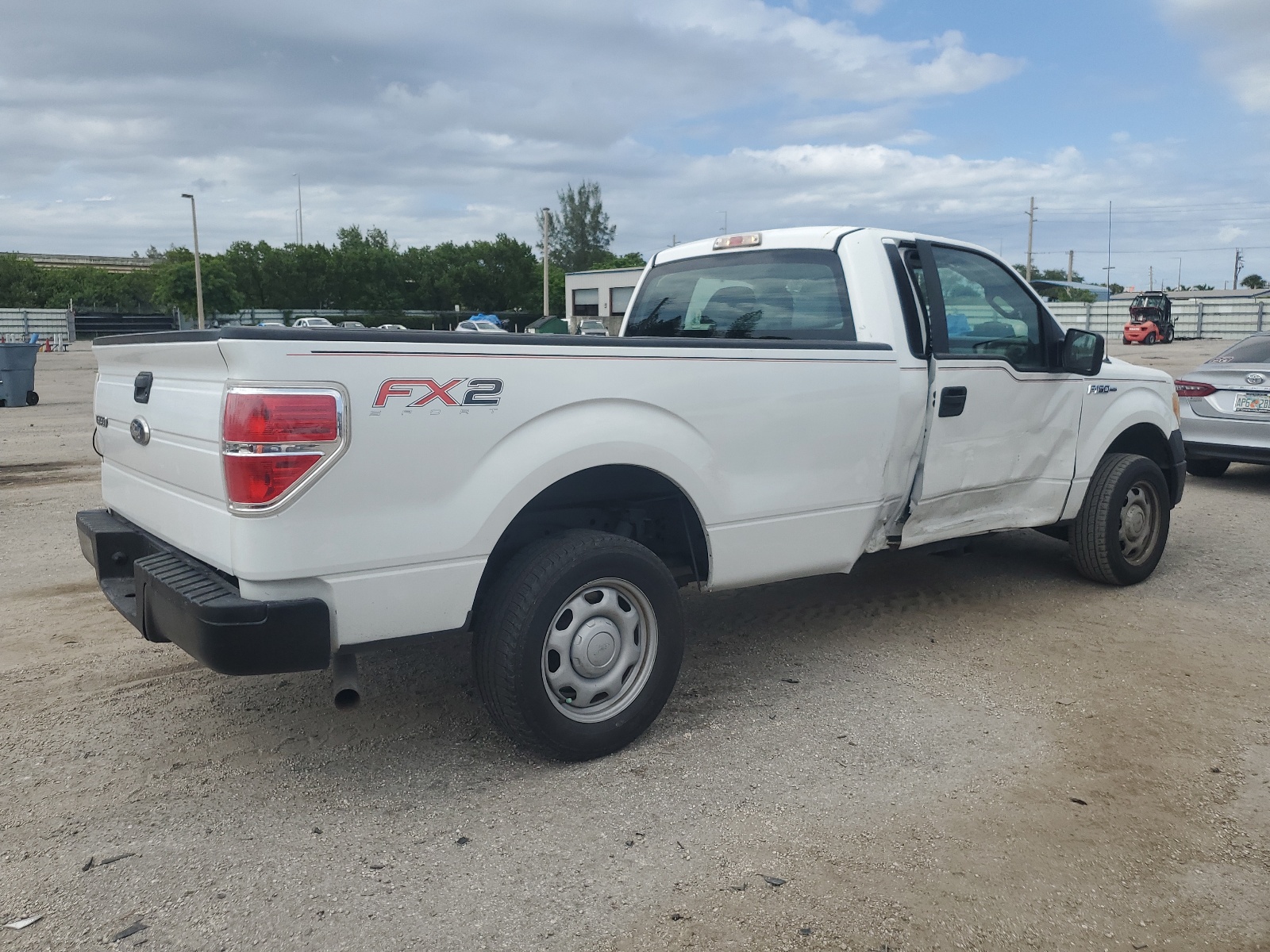 1FTMF1CW2AKB16036 2010 Ford F150