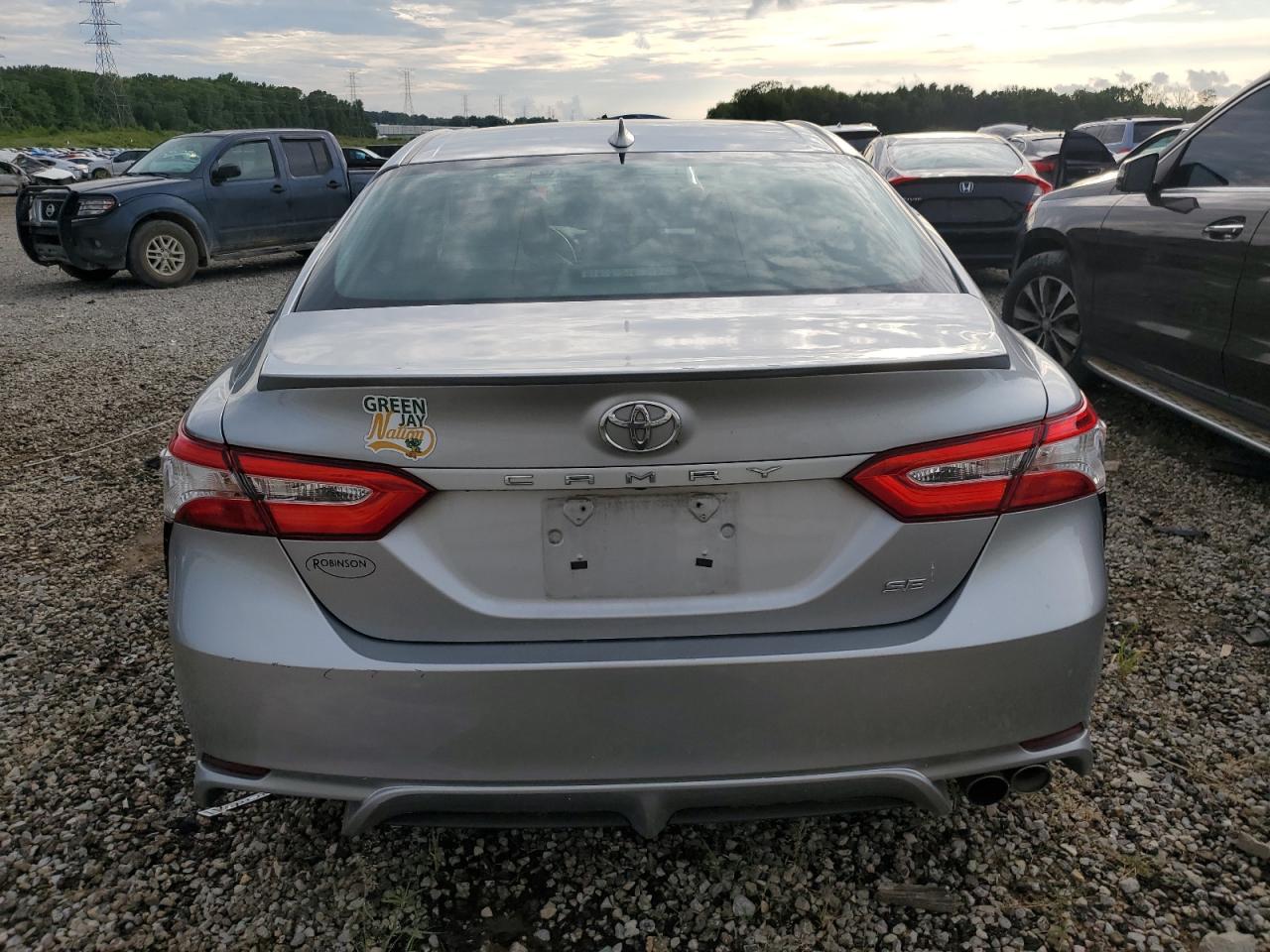 2020 Toyota Camry Se VIN: 4T1G11AK4LU938075 Lot: 64270244