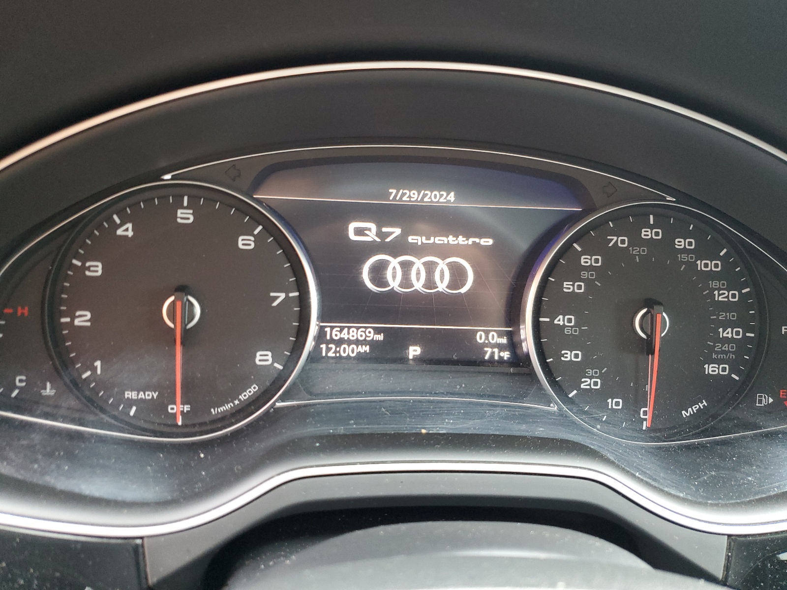 2017 Audi Q7 Premium Plus vin: WA1LAAF75HD017668