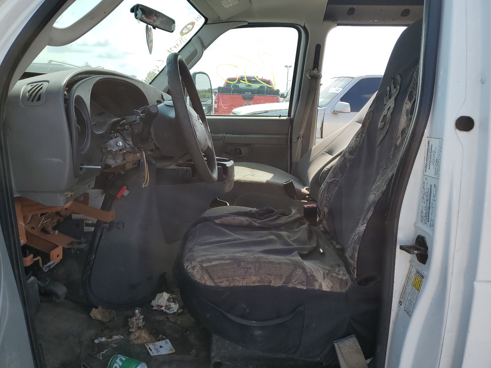 1FTNE14WX8DB18038 2008 Ford Econoline E150 Van