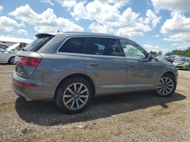 Паркетники AUDI Q7 2017 Сірий