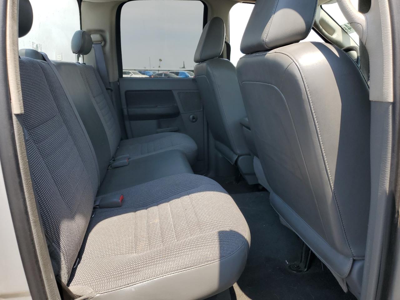 2007 Dodge Ram 1500 St VIN: 1D7HA18K27J517676 Lot: 63148654