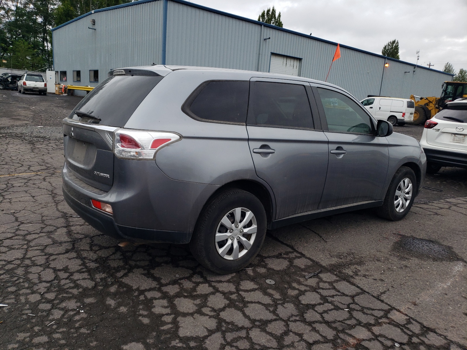 2014 Mitsubishi Outlander Es vin: JA4AD2A3XEZ015213