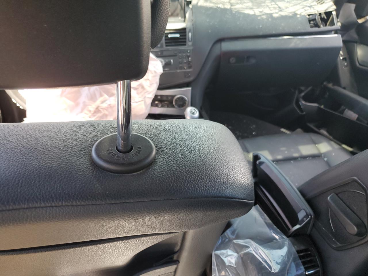 2010 Mercedes-Benz C 300 VIN: WDDGF5EB7AR117744 Lot: 62074324