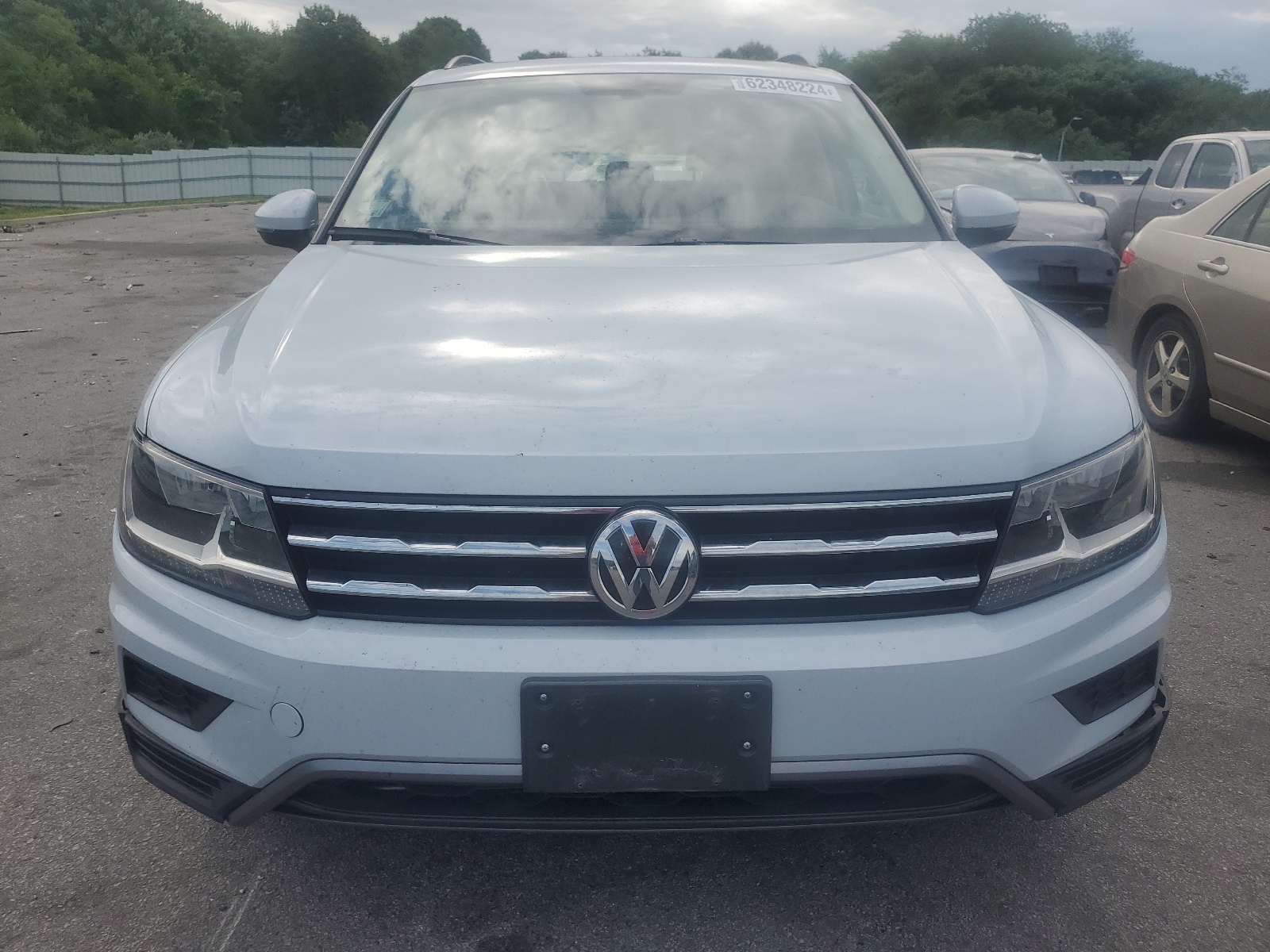 3VV2B7AX2JM188060 2018 Volkswagen Tiguan Se