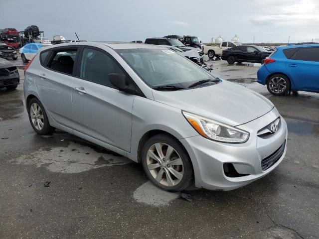  HYUNDAI ACCENT 2014 Серебристый