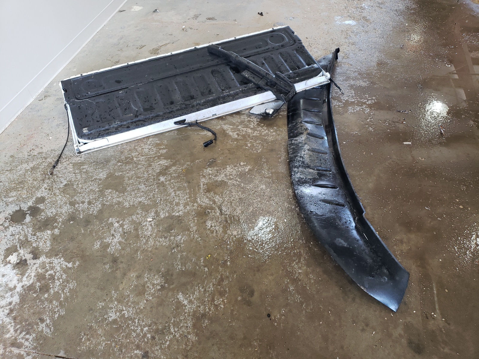 1C6RR6FG4KS603729 2019 Ram 1500 Classic Tradesman