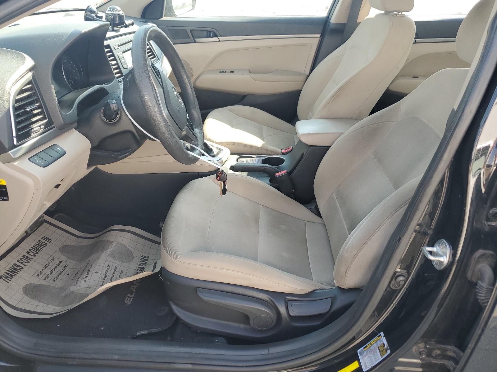 5NPD74LF3HH158643 2017 Hyundai Elantra Se